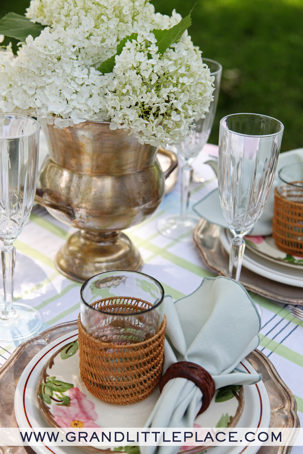 June Table Centerpieces Green & Pink Summer Tablescape With Hydrangea Centerpiece (June ...